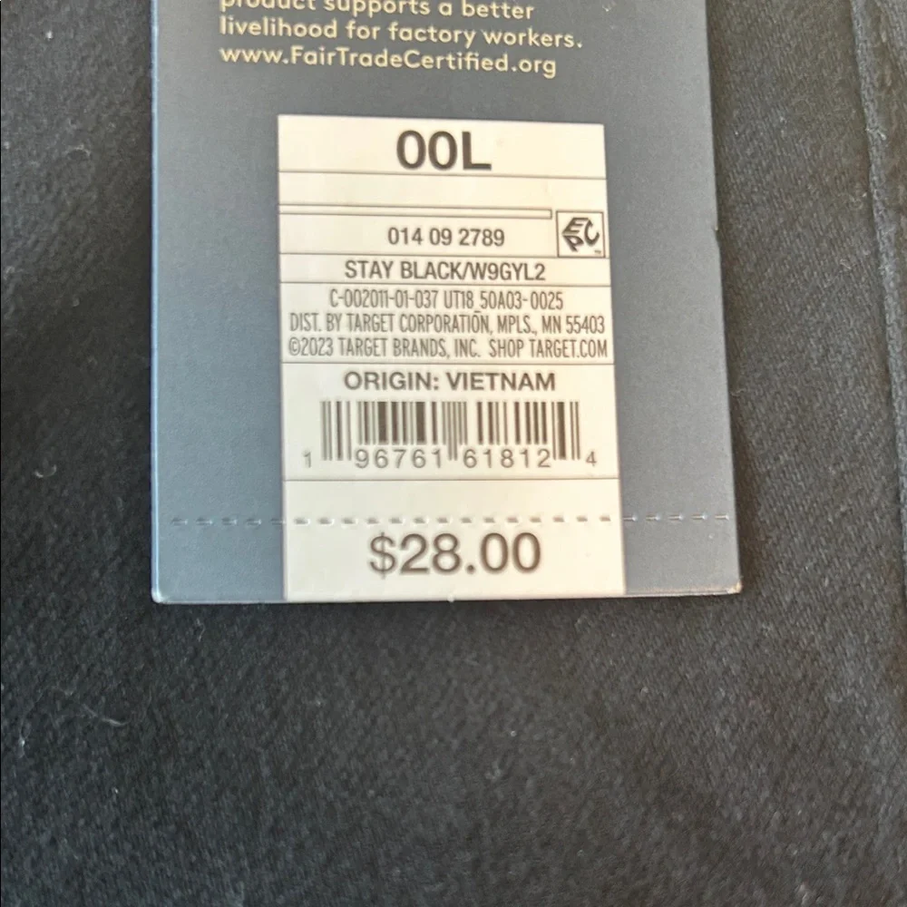 Universal Thread Black High-Rise Skinny Jeans - Slim Fit - Picture 8 of 8